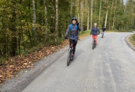 5BF828F7-6A40-4474-ACD5-BDDC140ABE1A